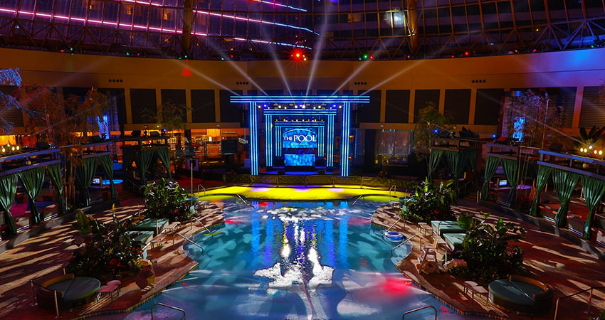 Harrah's AC Pool